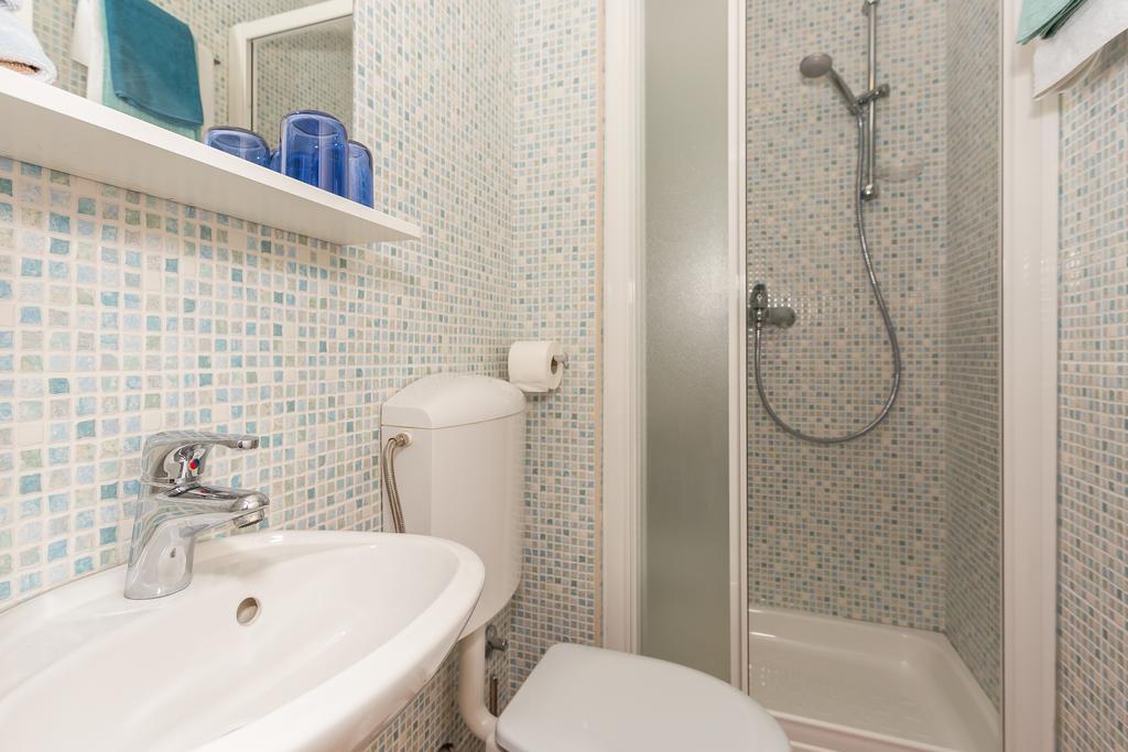 Guesthouse Marin スプリト エクステリア 写真